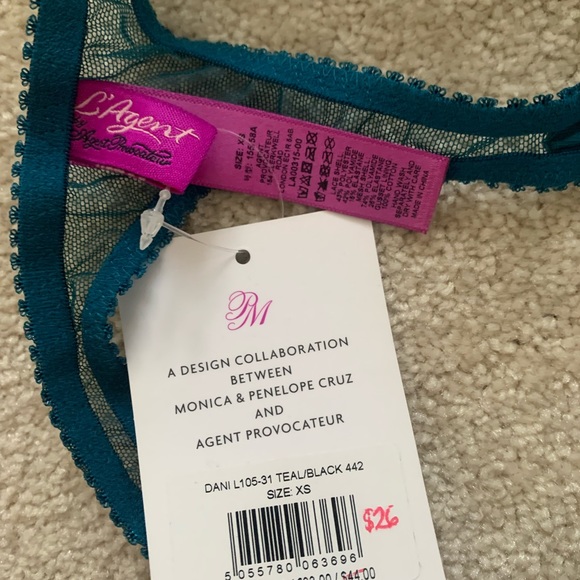 AGENT PROVOCATEUR Thongs - Picture 3 of 8